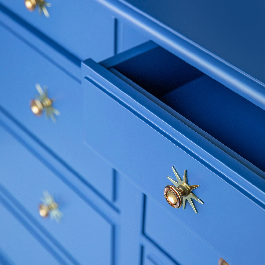 Caspian Dresser