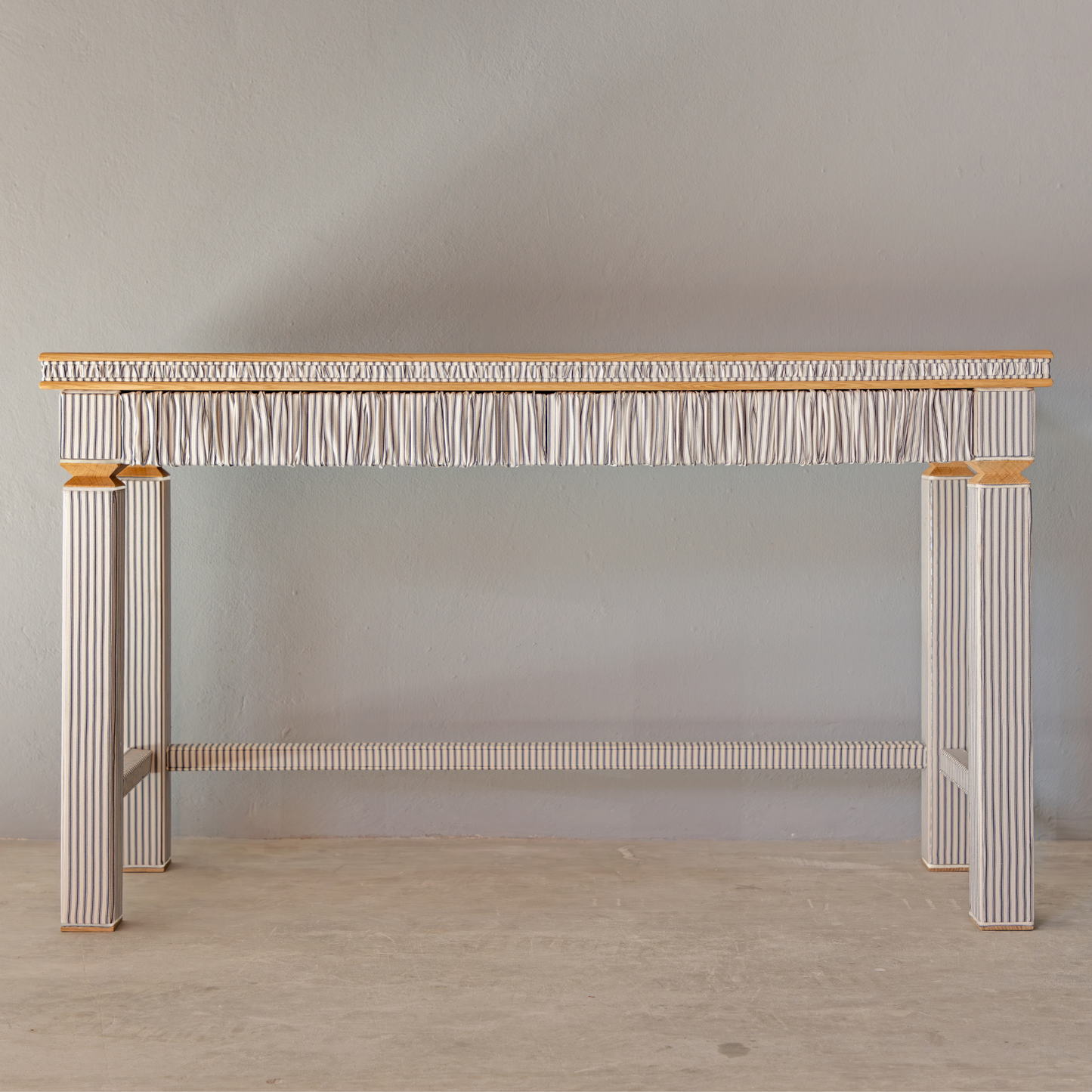 Lomada Desk