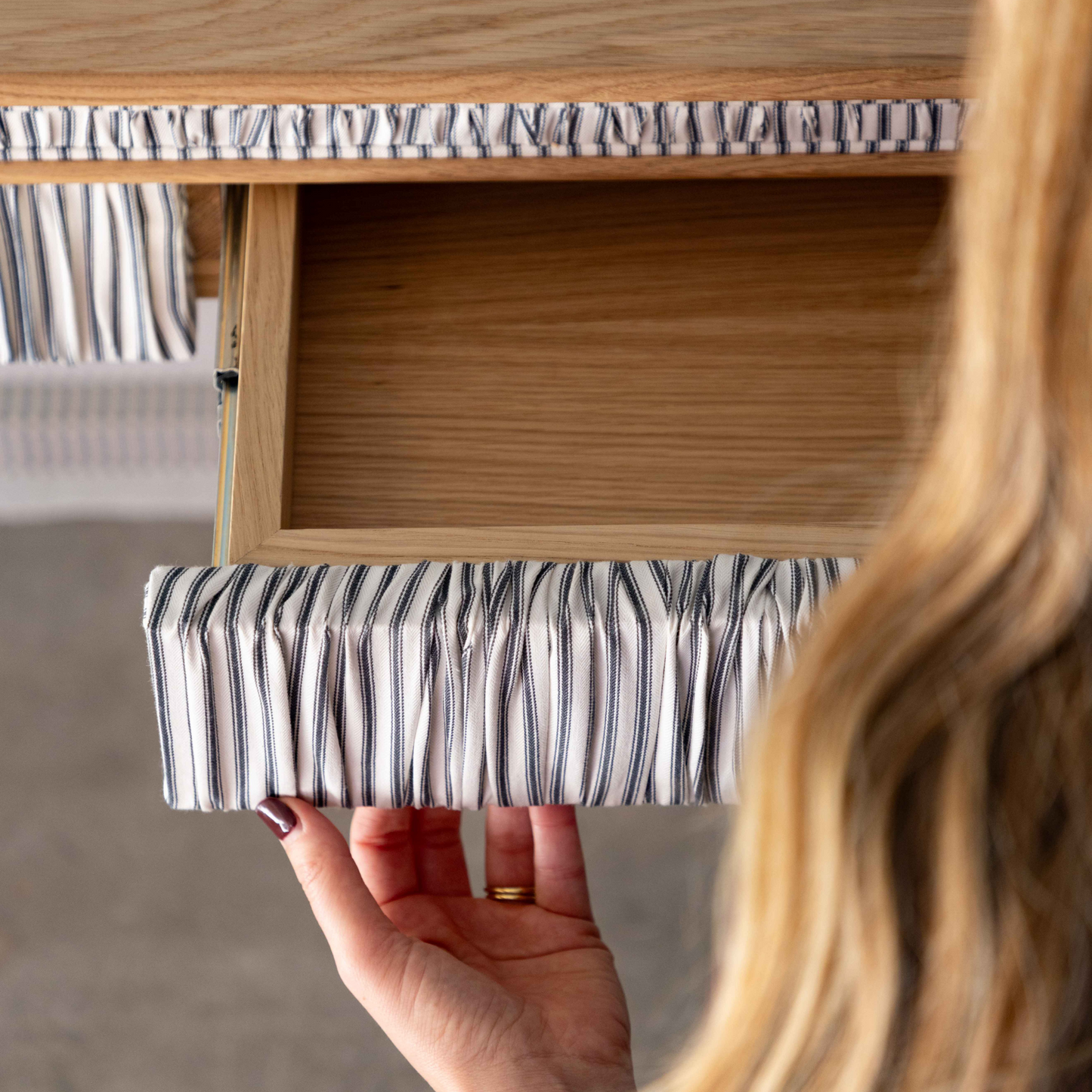 Lomada Desk