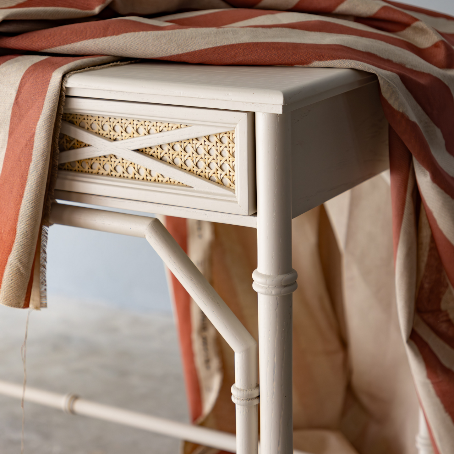 Natla Desk