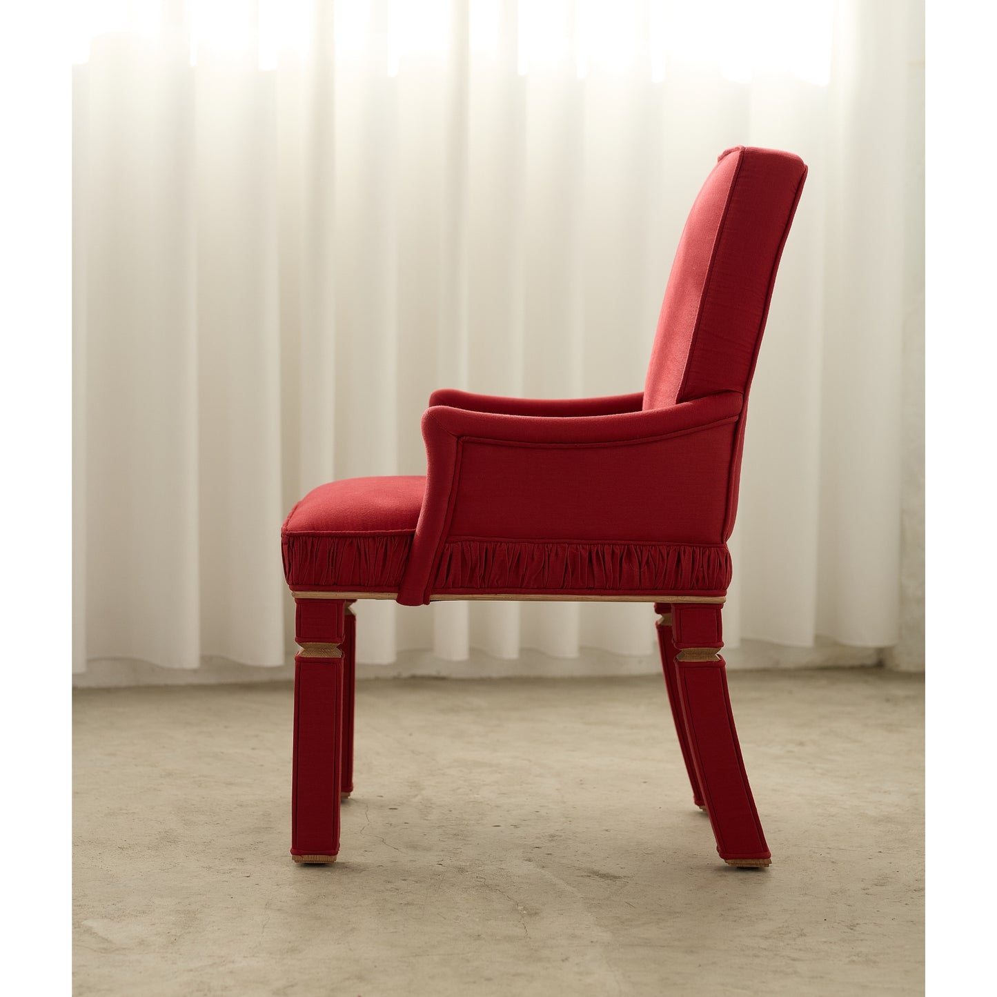 Lomada Carver Dining Chair