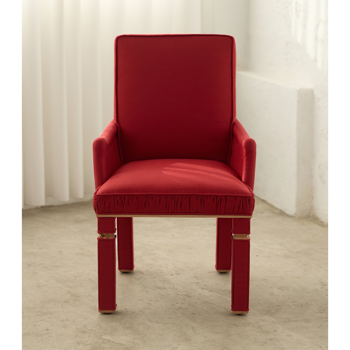 Lomada Carver Dining Chair