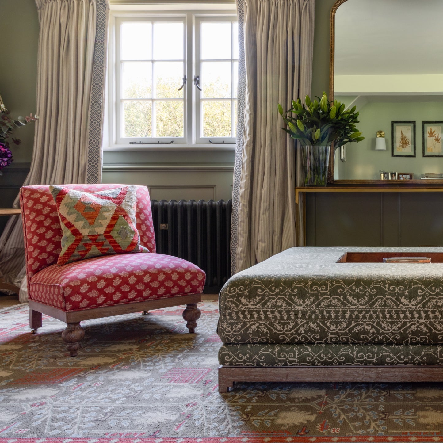 Lakton Slipper Chair