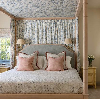 Alivia Four Poster Bed